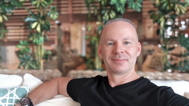 Vánoce v přítomnosti a bez výkonu Ψ Marek Horňansky psycholog